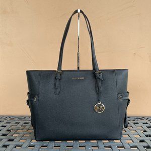 Michael Kors Black Tote Sleek Design Spacious Interior